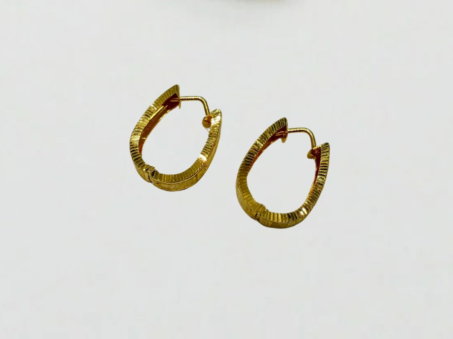 22k yellow Gold Hoops