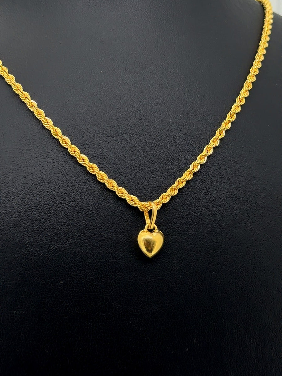 22k gold heart pendent