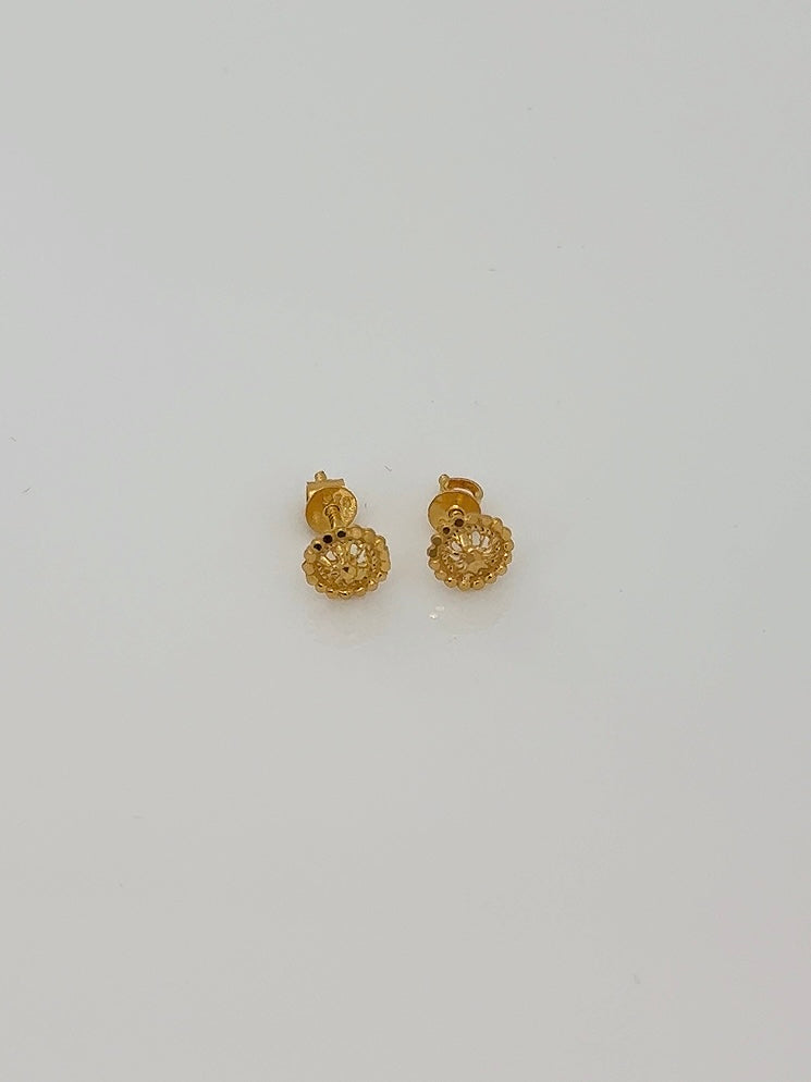 22K Round Gold Studs BEC008