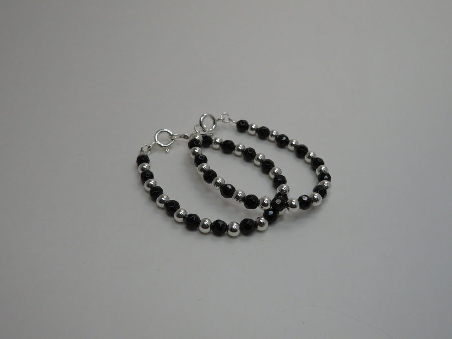 Kid's black beads bracelet pair W9