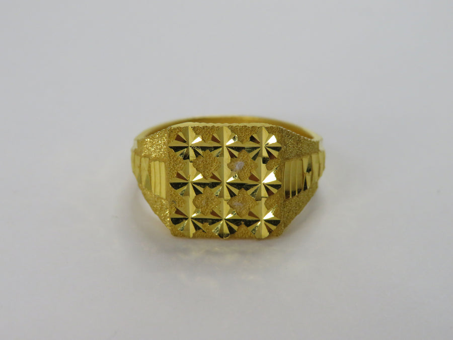 Traditional Gold Ring M18